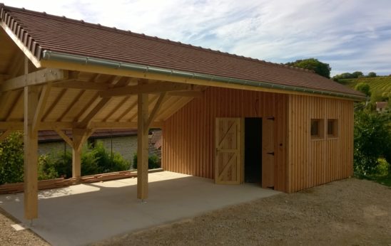 Garages, abris, chalets de jardin, dépendances en bois Jura